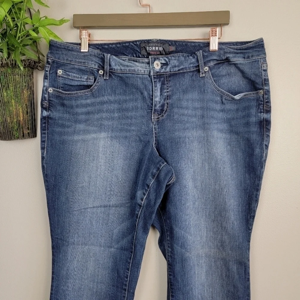 torrid boyfriend medium